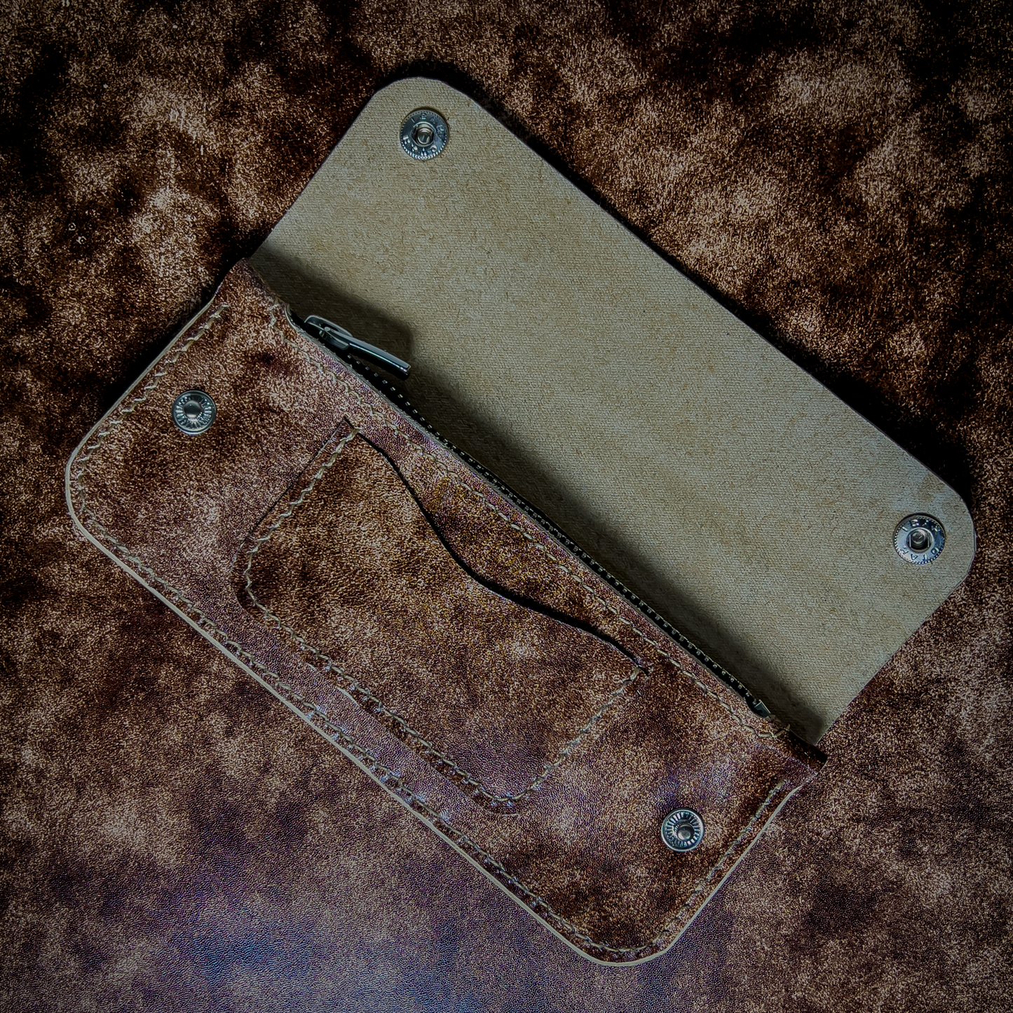 Dubai Wallet – Heritage in Every Stitch