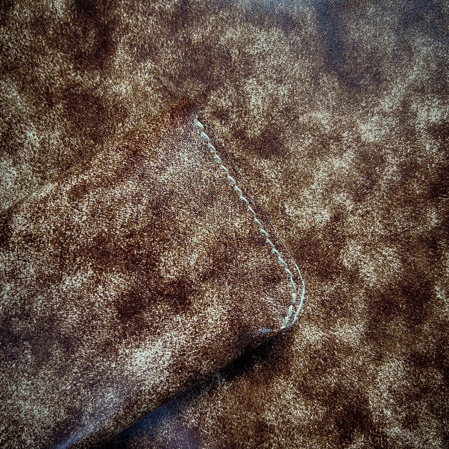 Dubai Wallet – Heritage in Every Stitch